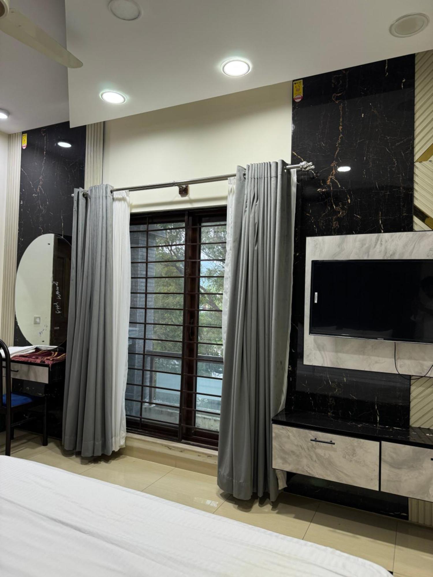 Rose Valet Guest House اسلام اباد المظهر الخارجي الصورة